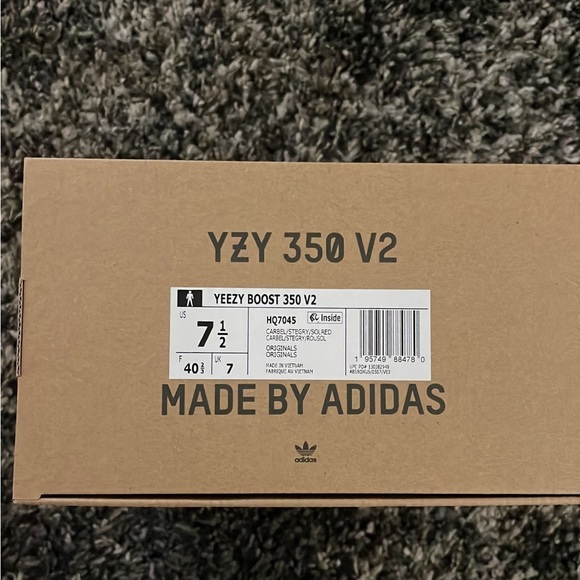 Adidas Yeezy boost 350v2 - Picture 7 of 7